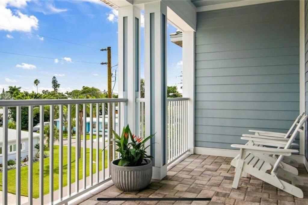Luxurious Modern Townhouse Right Across Beach!! Table Tennis St. Pete Beach Exteriér fotografie