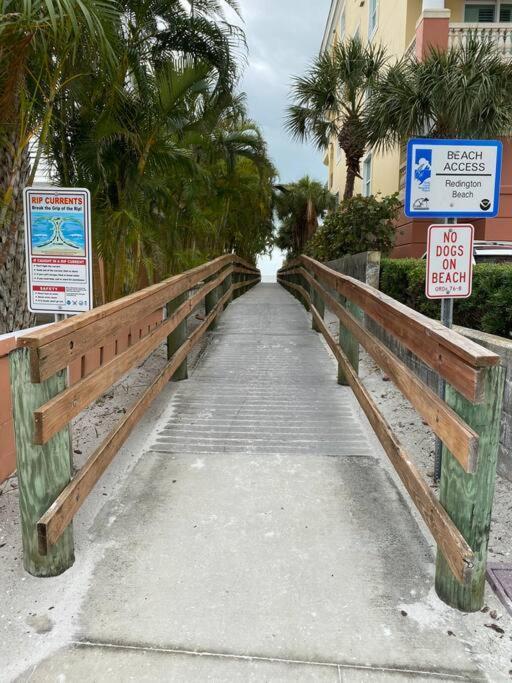 Luxurious Modern Townhouse Right Across Beach!! Table Tennis St. Pete Beach Exteriér fotografie