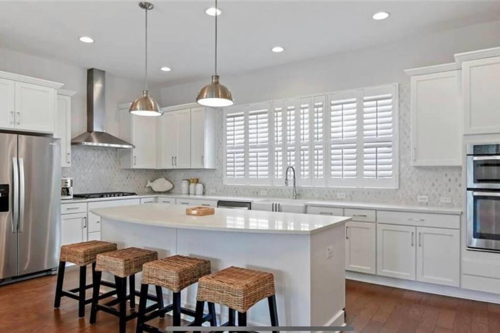 Luxurious Modern Townhouse Right Across Beach!! Table Tennis St. Pete Beach Exteriér fotografie